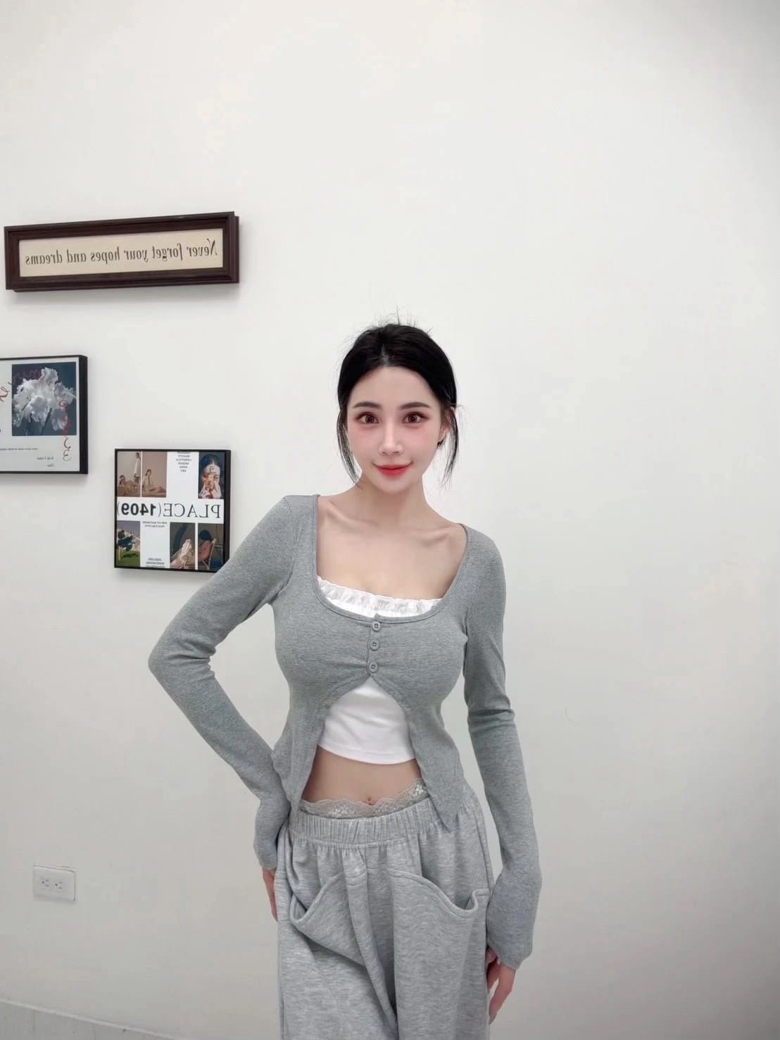 假兩件甜美綁帶修身上衣