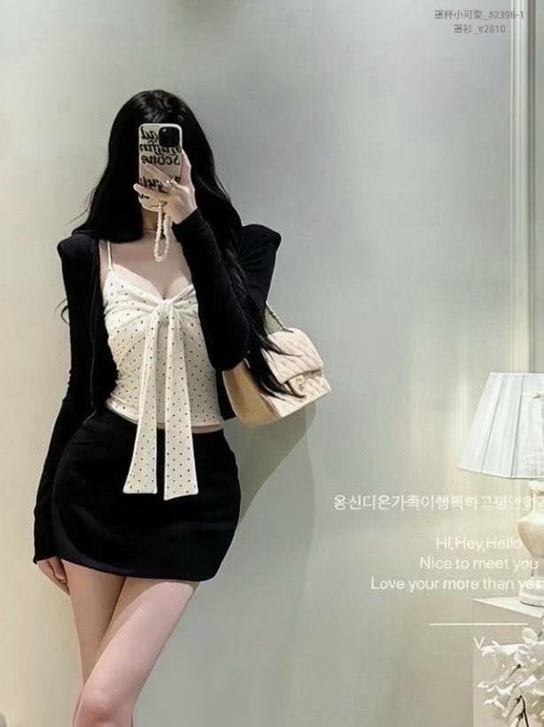 SHIRINE 形象穿搭展示